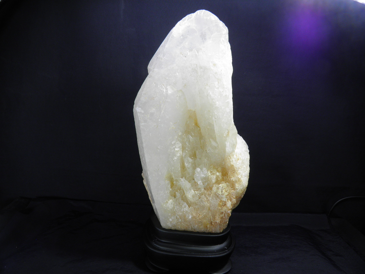 대성당 석영 (cathedral quartz)